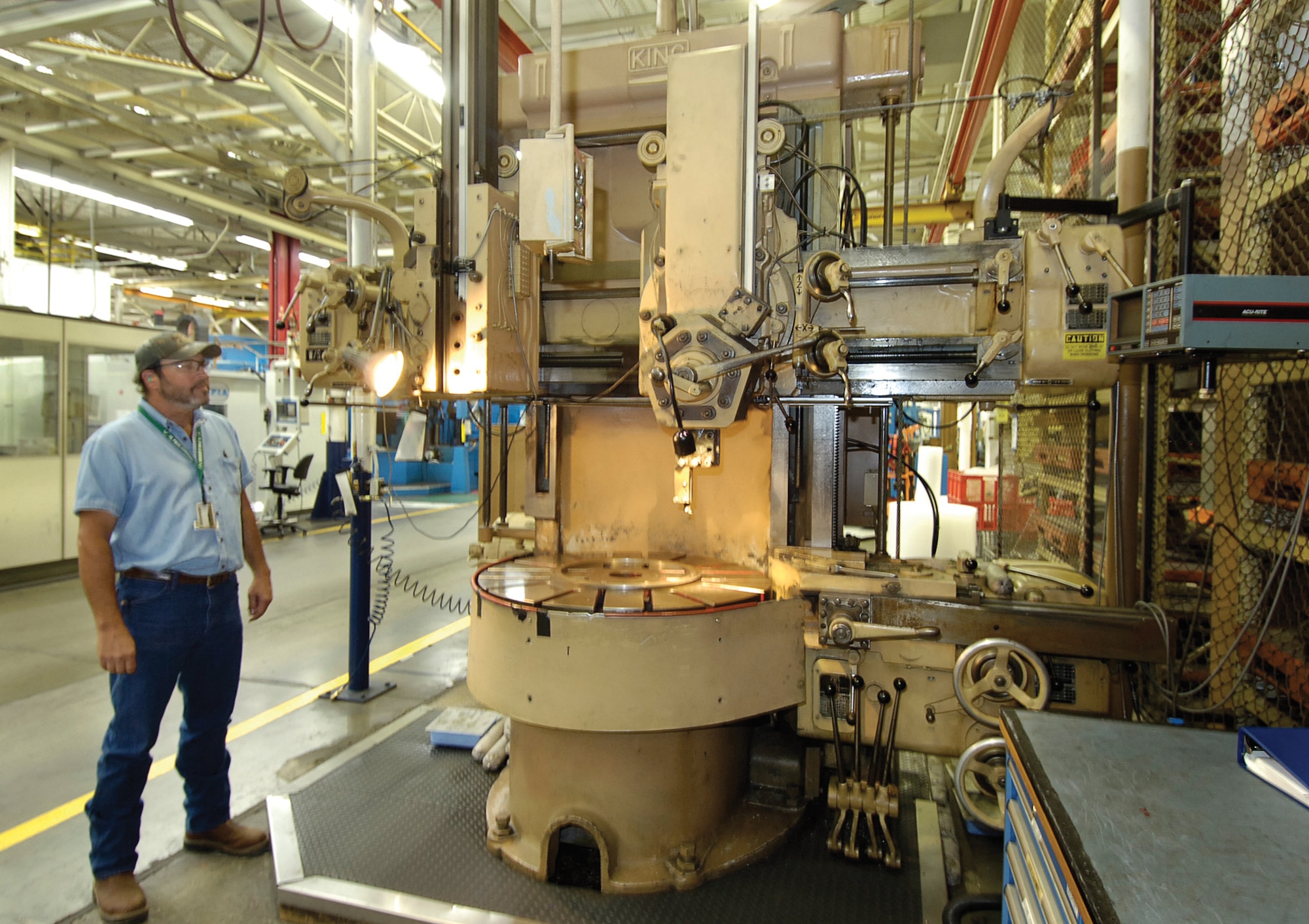Industrial & Factory Components — Hydraulics, threaded fittings, and the parts that keep plants and shops running.